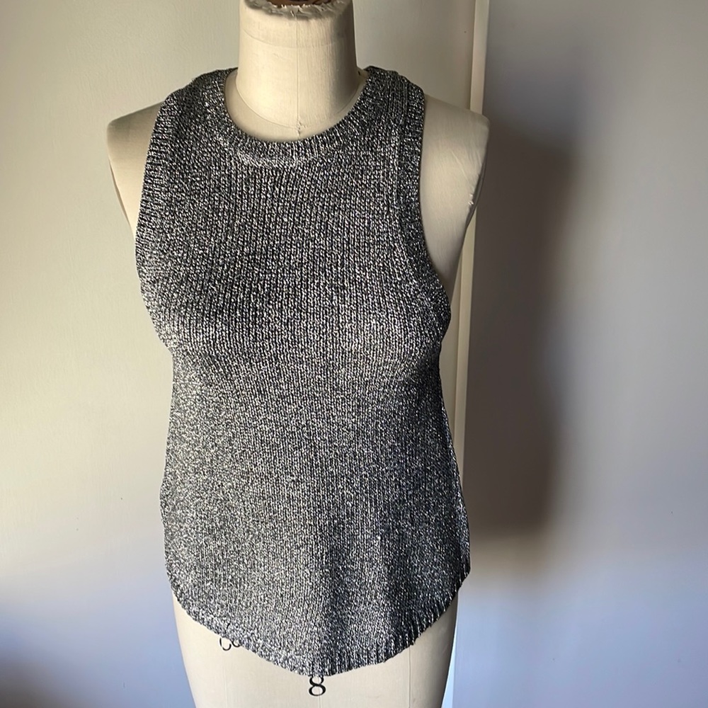 NWOT HM Metalic Racerback Tank